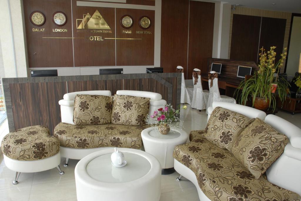 Mountain Town Hotel Đà Lạt Exterior foto